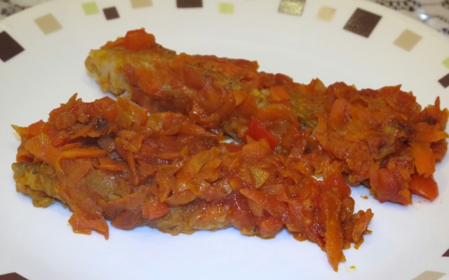 tomato fish on plate